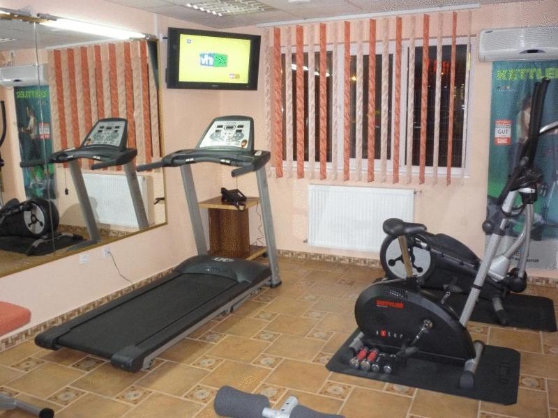 Hotel Sud Giurgiu Esterno foto