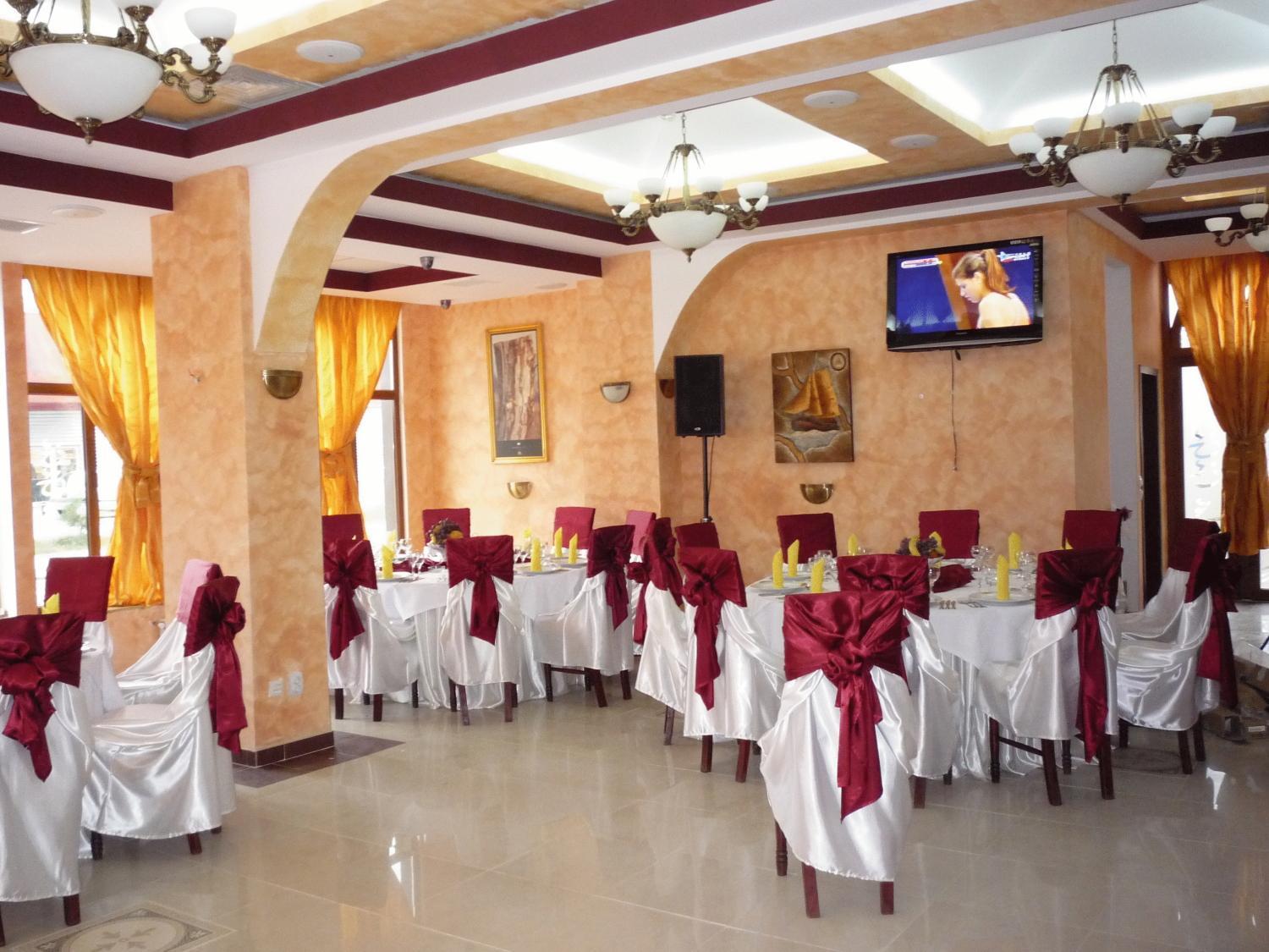 Hotel Sud Giurgiu Esterno foto