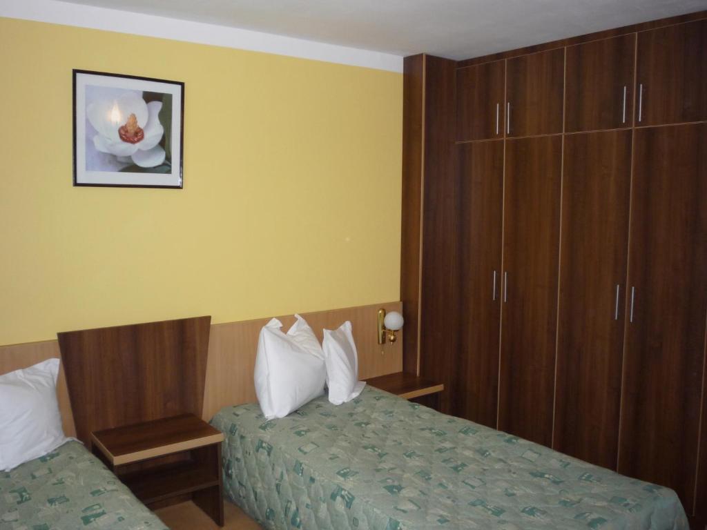 Hotel Sud Giurgiu Esterno foto
