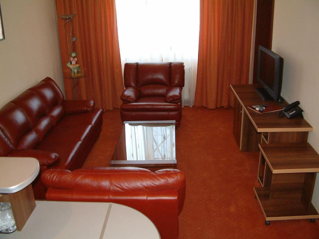 Hotel Sud Giurgiu Esterno foto