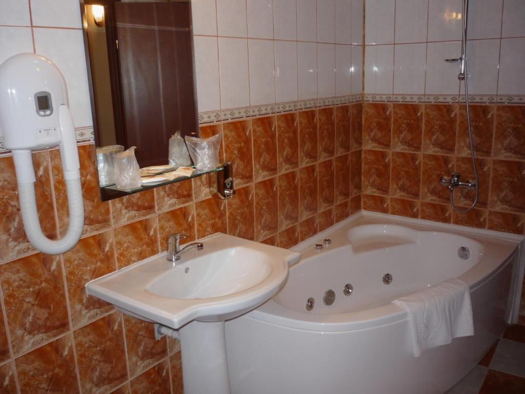 Hotel Sud Giurgiu Esterno foto